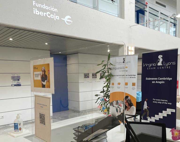 Virginia Lyons Exam Centre en IberCaja Actur
